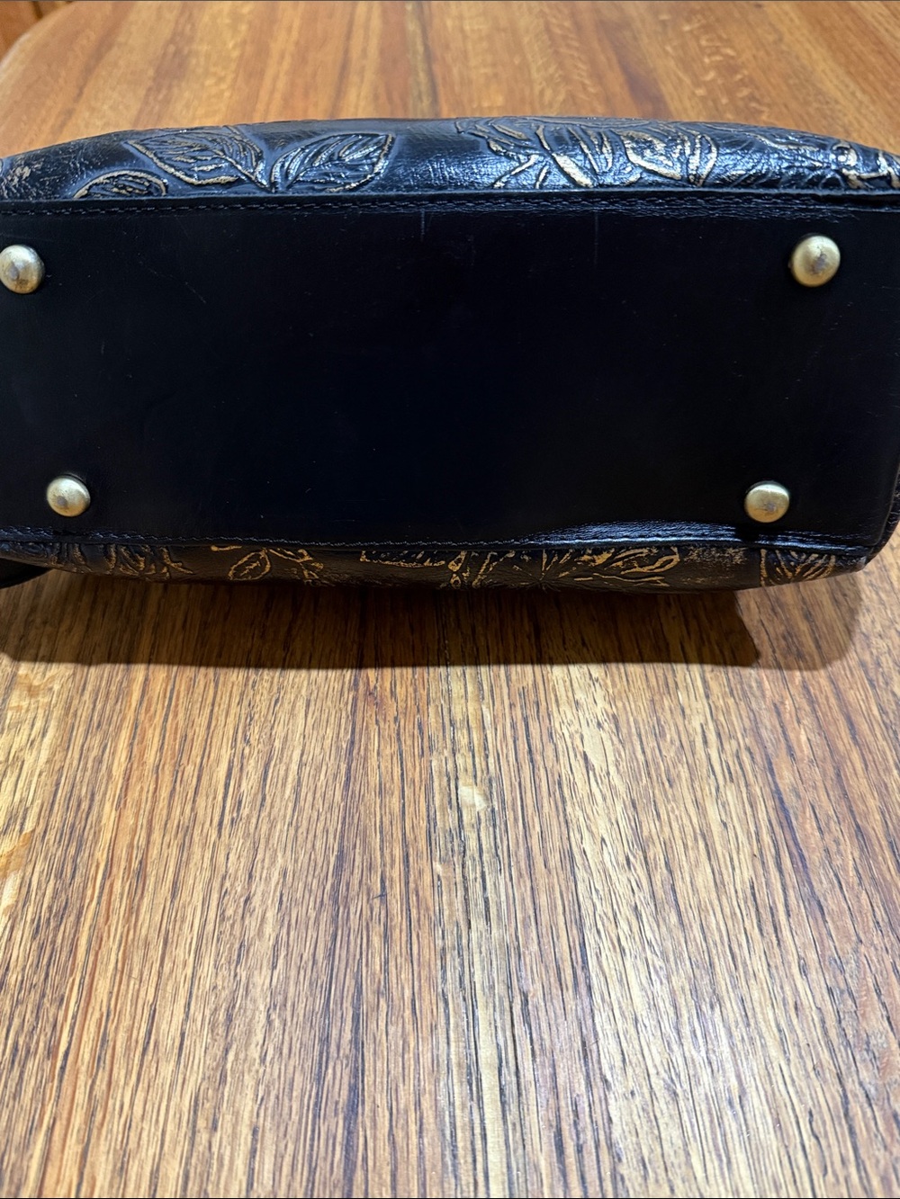 Patricia Nash Black Leather Embossed Crossbody with Gold Trim - Picture 4 of 11